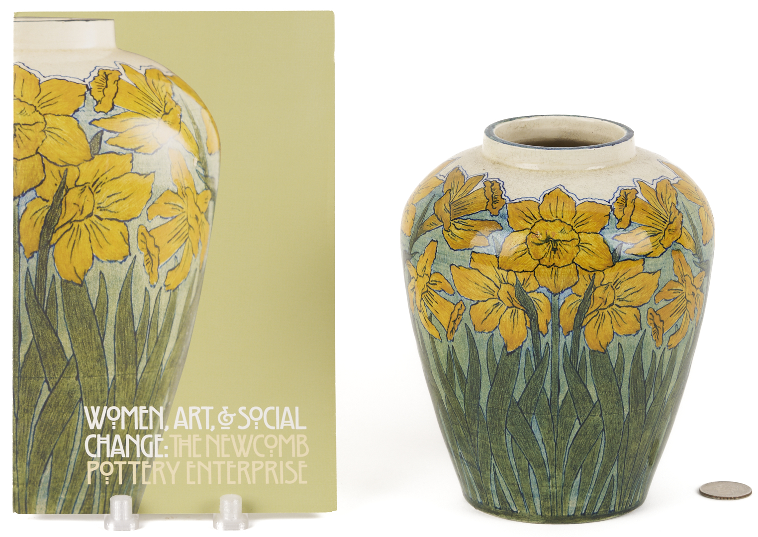 Lot 411: Exhibited Newcomb College Daffodil Vase, c. 1897