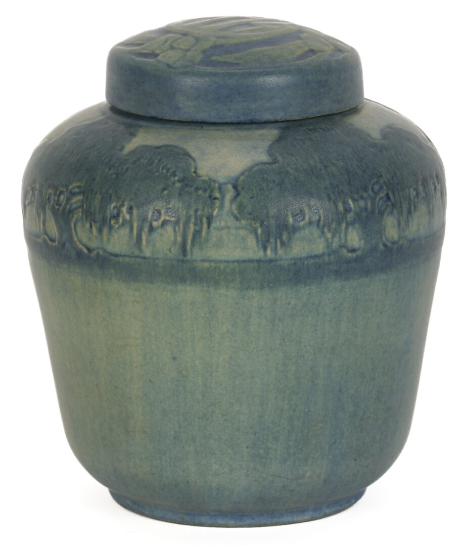 Lot 412: Newcomb College Pottery Covered Jar