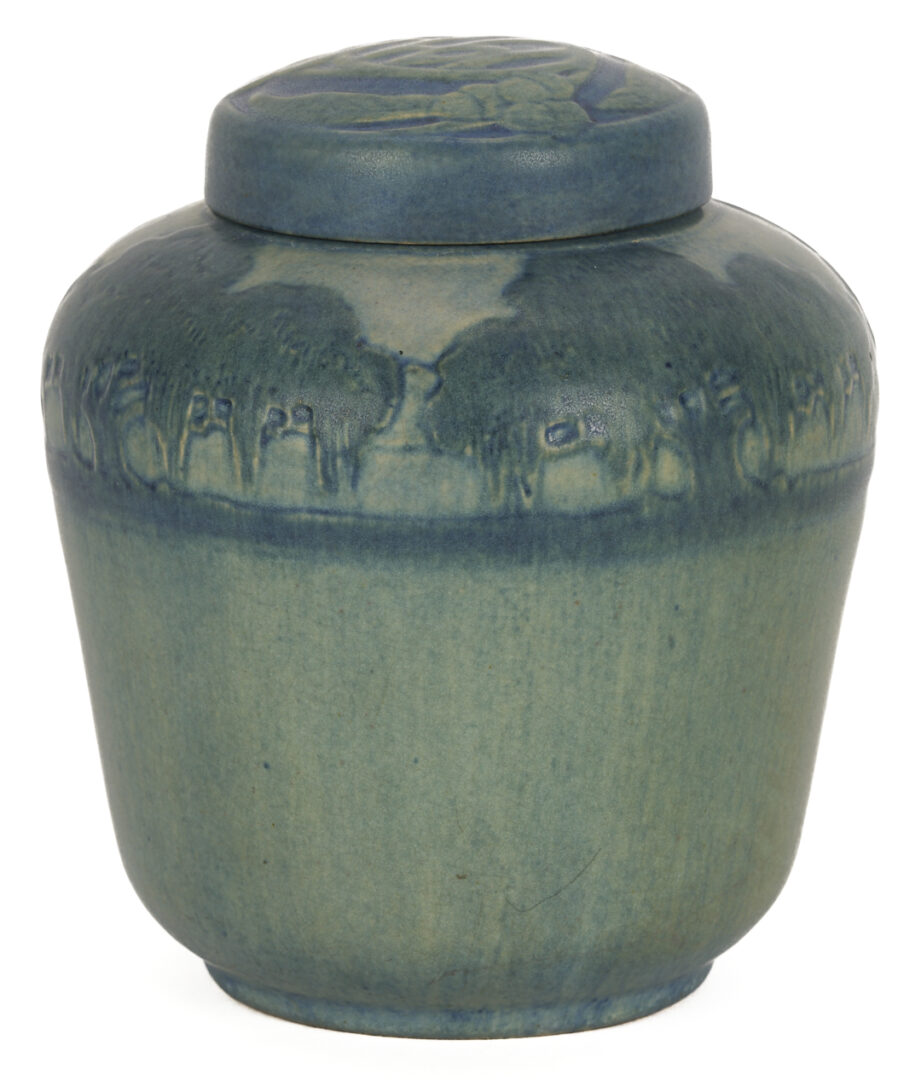 Lot 412: Newcomb College Pottery Covered Jar