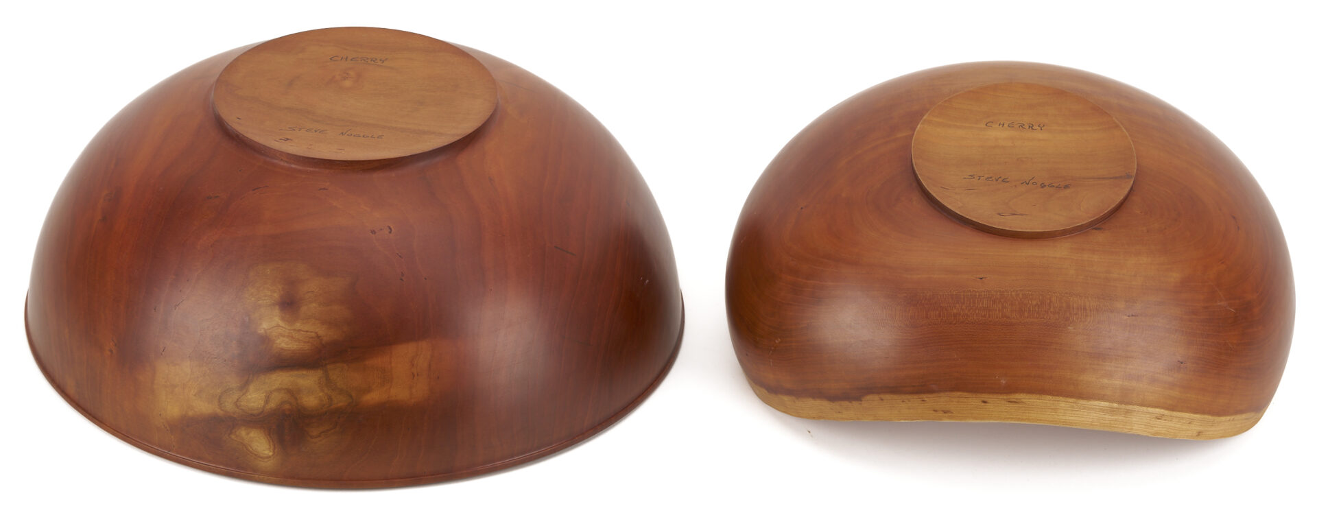 Lot 424: 5 Steve Noggle Turned Cherry Bowls