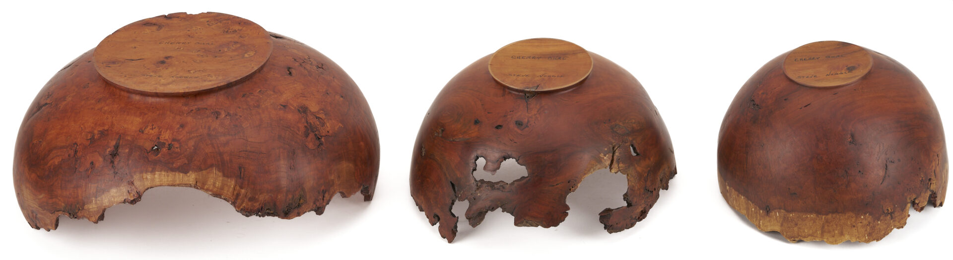 Lot 424: 5 Steve Noggle Turned Cherry Bowls