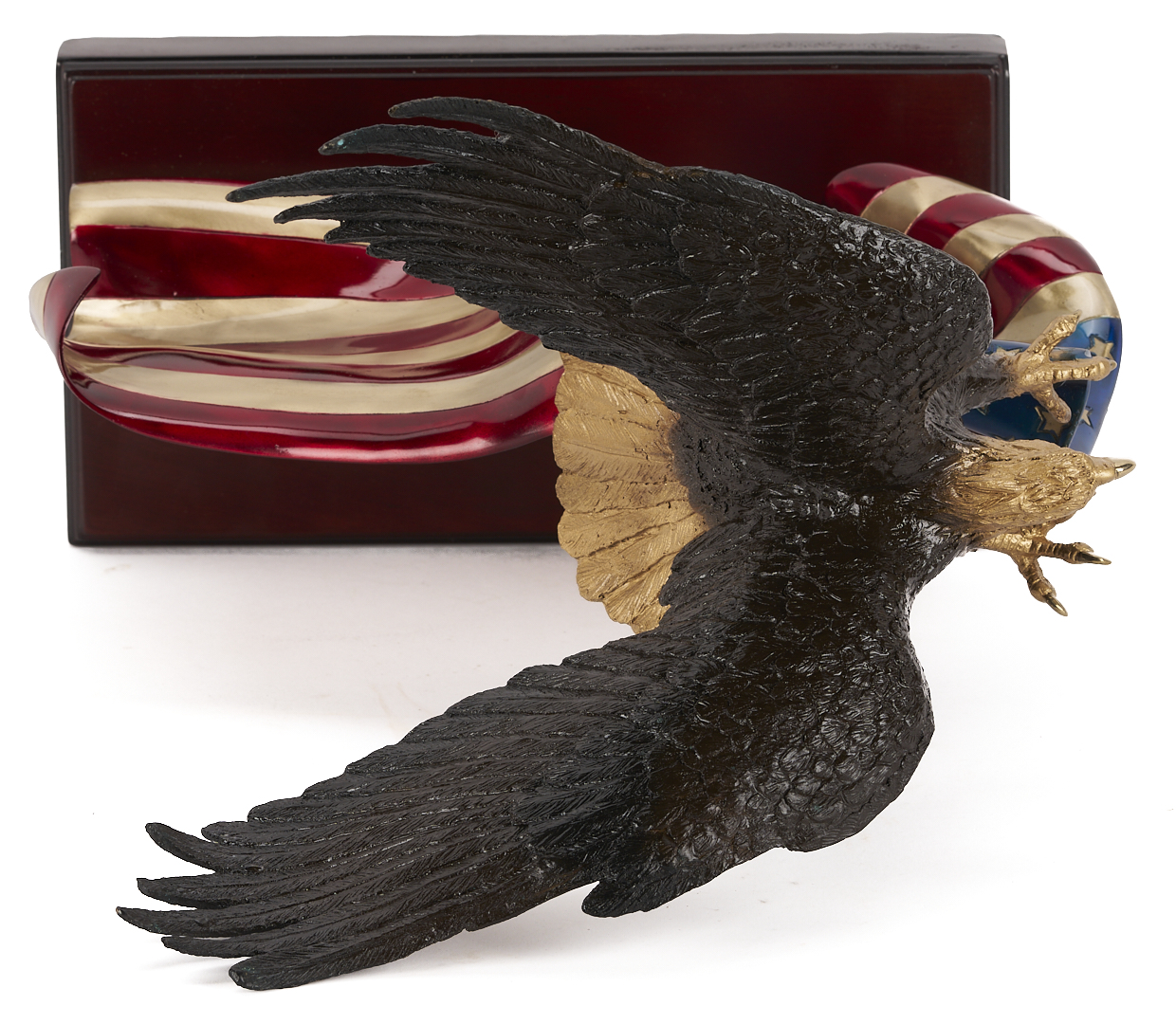 Lot 469: Ghiglieri Bronze Eagle w/ Flag, Brave Glory