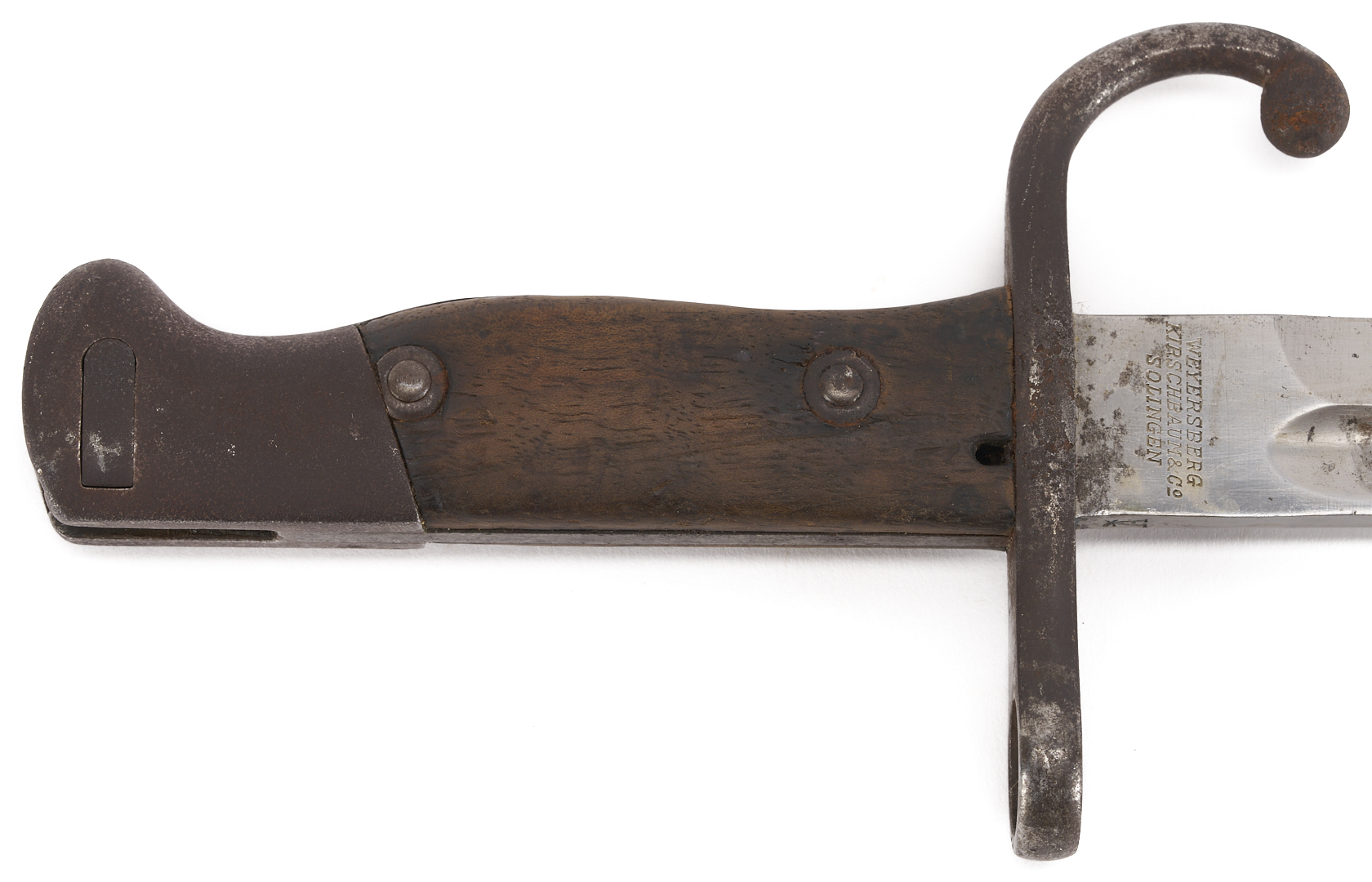 Lot 529: 3 Argentinian Bladed Weapons: Sword, Machete, & Bayonet