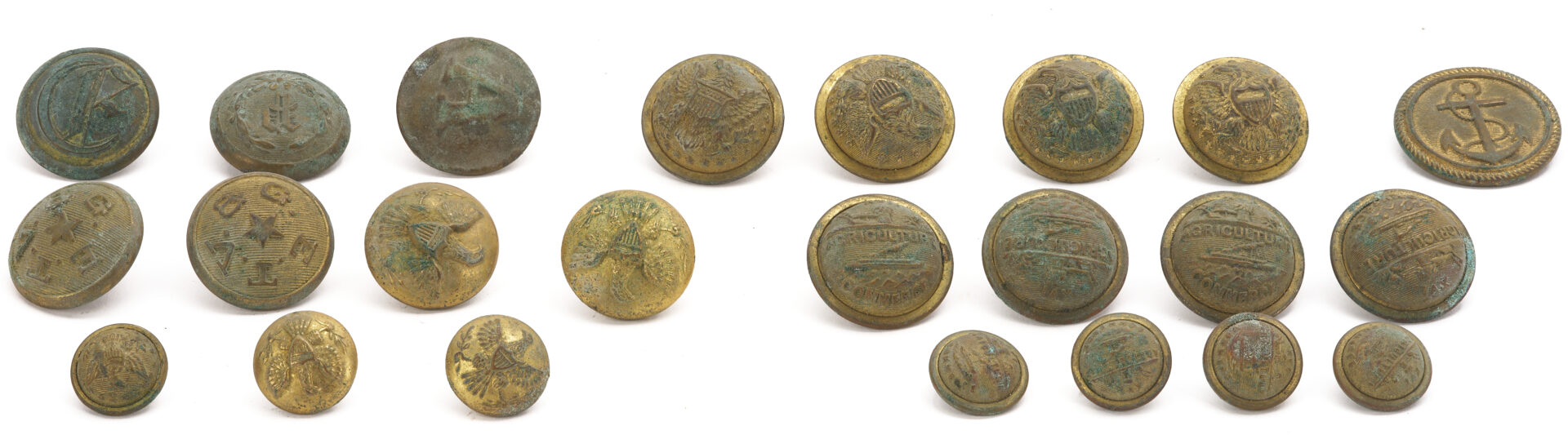 Lot 541: 23 Military Buttons, incl. Confederate; plus 2 CSA Paper Currency Items
