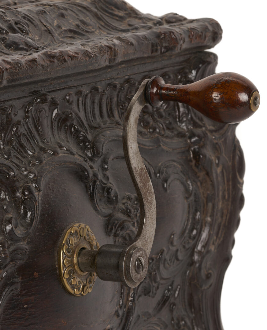 Lot 591: Symphonion Rococo Music Box plus 15 Discs