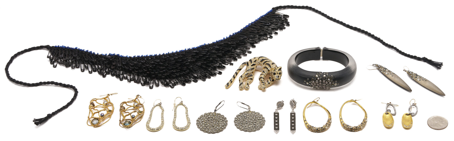 Lot 647: 10 Designer Vintage Jewelry Pieces, Incl. Fung Paperclip Necklace