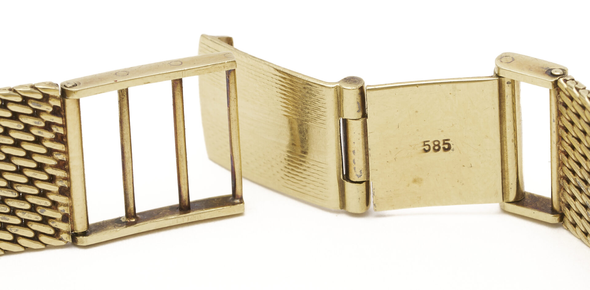 Lot 650: 14K Yellow Gold Horos Incabloc Watch