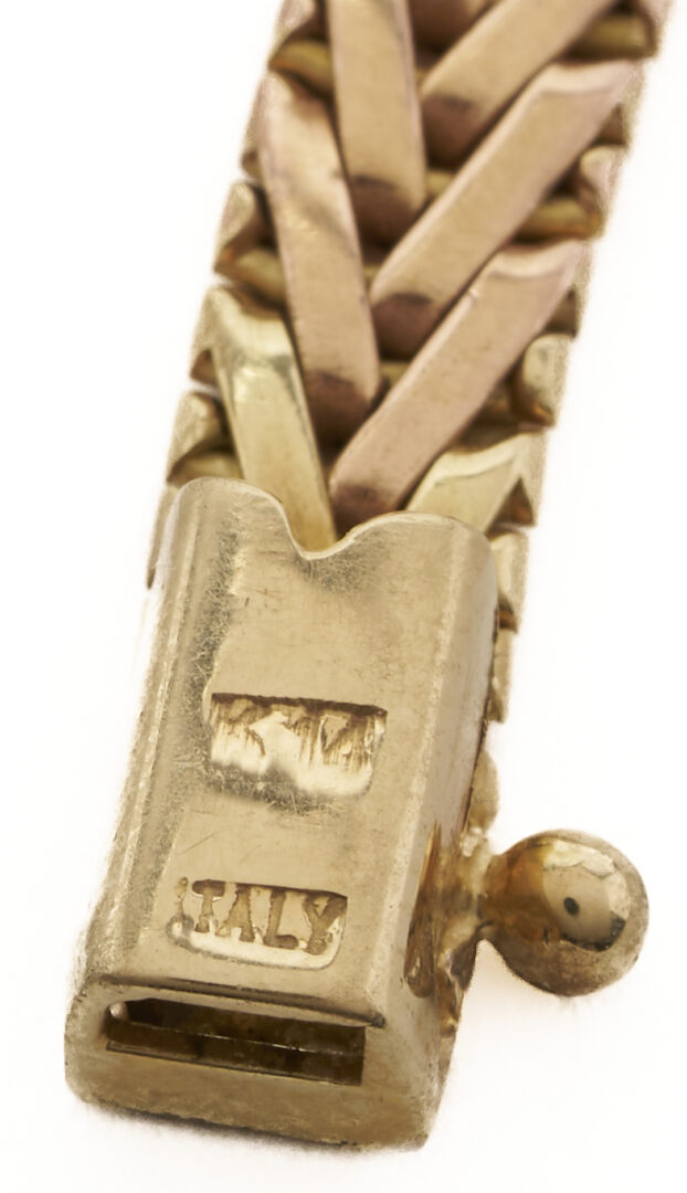 Lot 655: 14K Tri-Color Gold Italian Serpentine Necklace