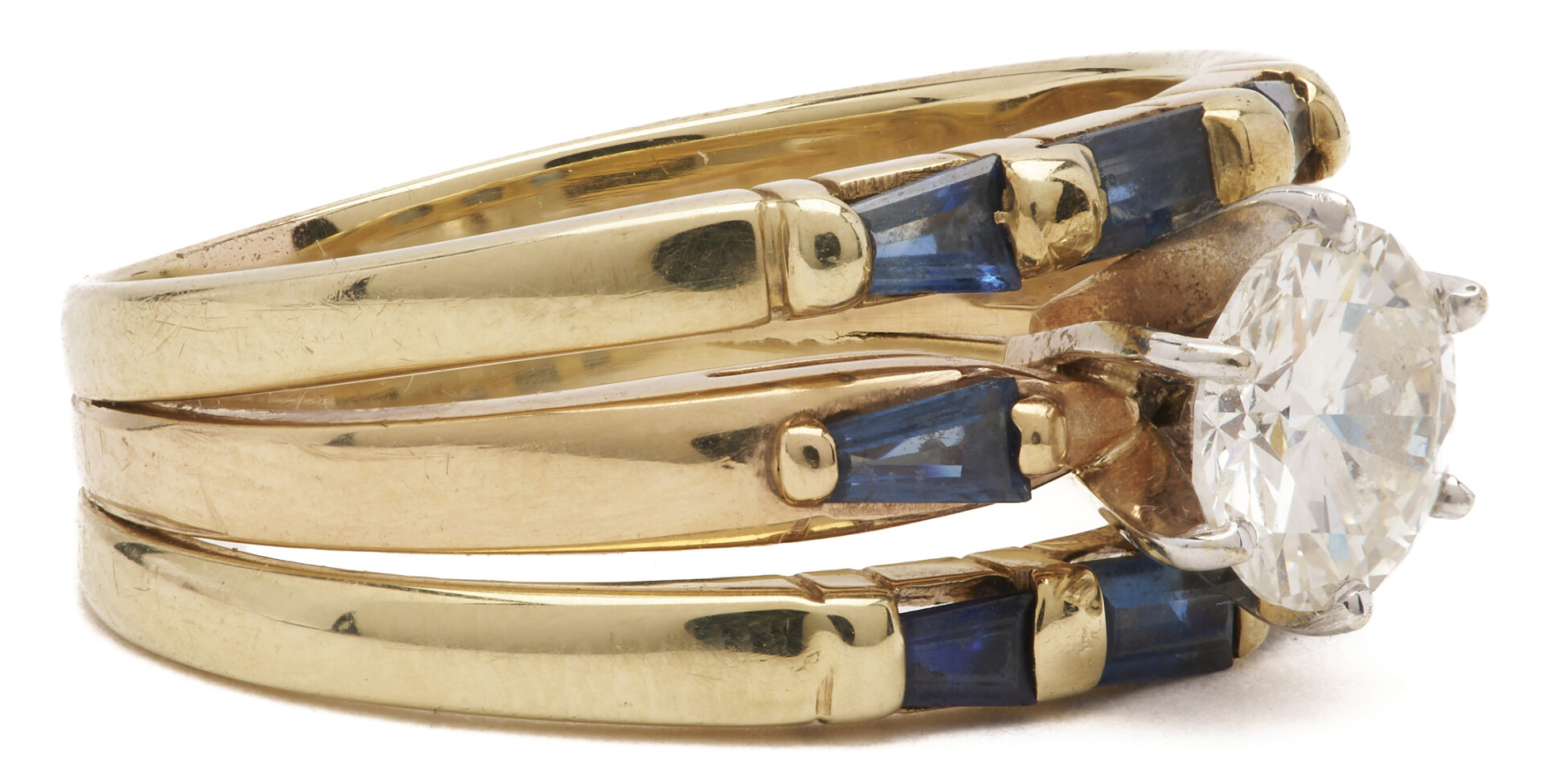 Lot 656: 14K Yellow Gold Diamond and Sapphire Ring