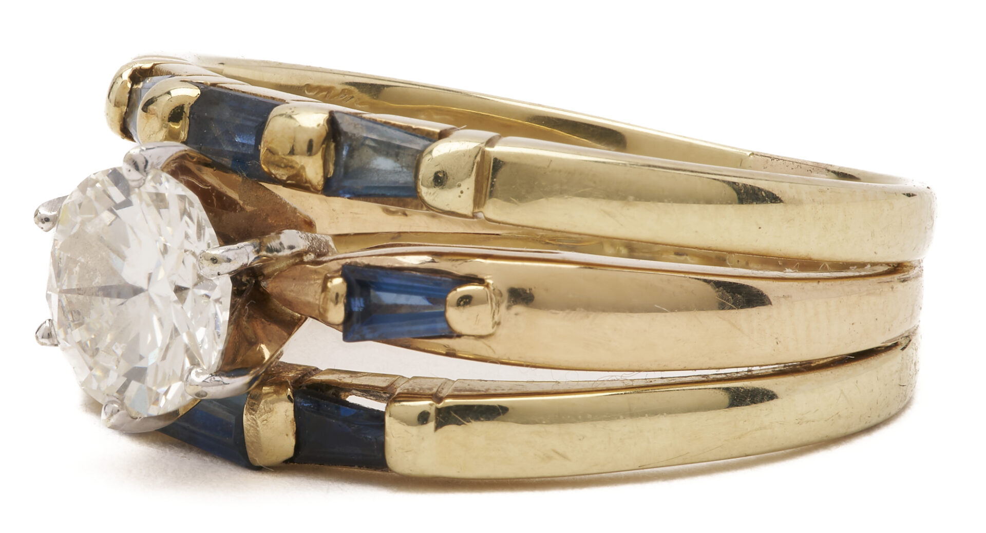 Lot 656: 14K Yellow Gold Diamond and Sapphire Ring
