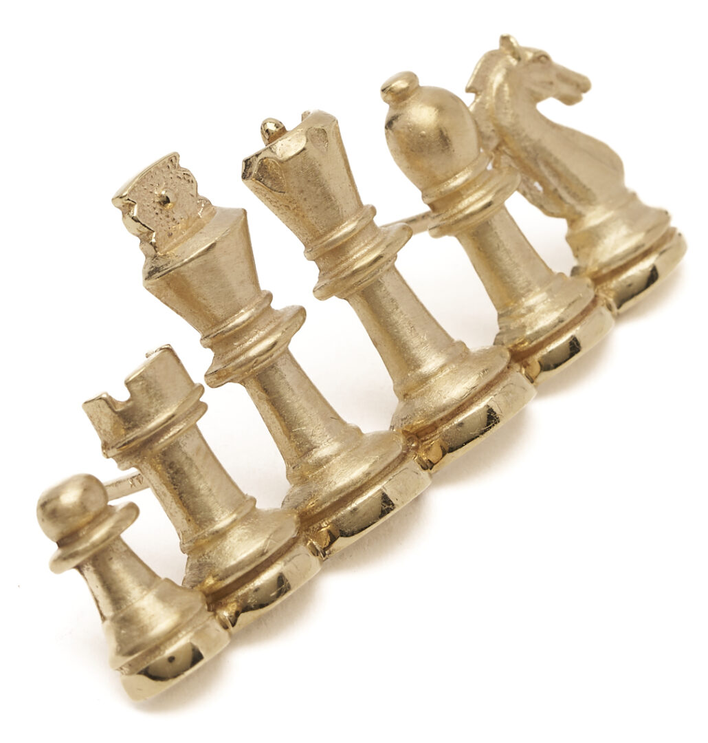 Lot 664: A. Gilbert 14K Chess Bar Brooch & 14K Chess King Pin