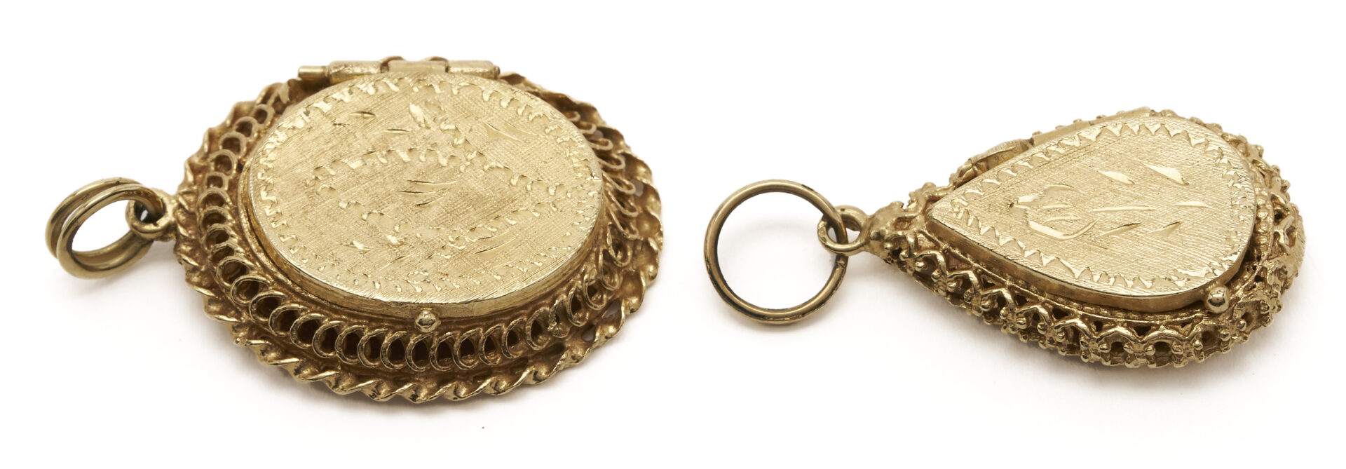 Lot 682: Three 14K Lockets, incl. 1 with 14K Chain