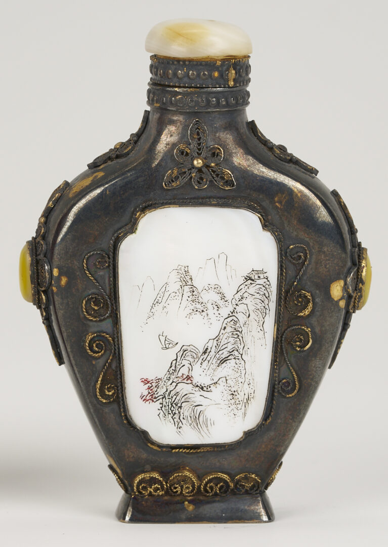 Lot 6: 4 Chinese Snuff Bottles, incl. Cinnabar & Silver and Chinese Trousse