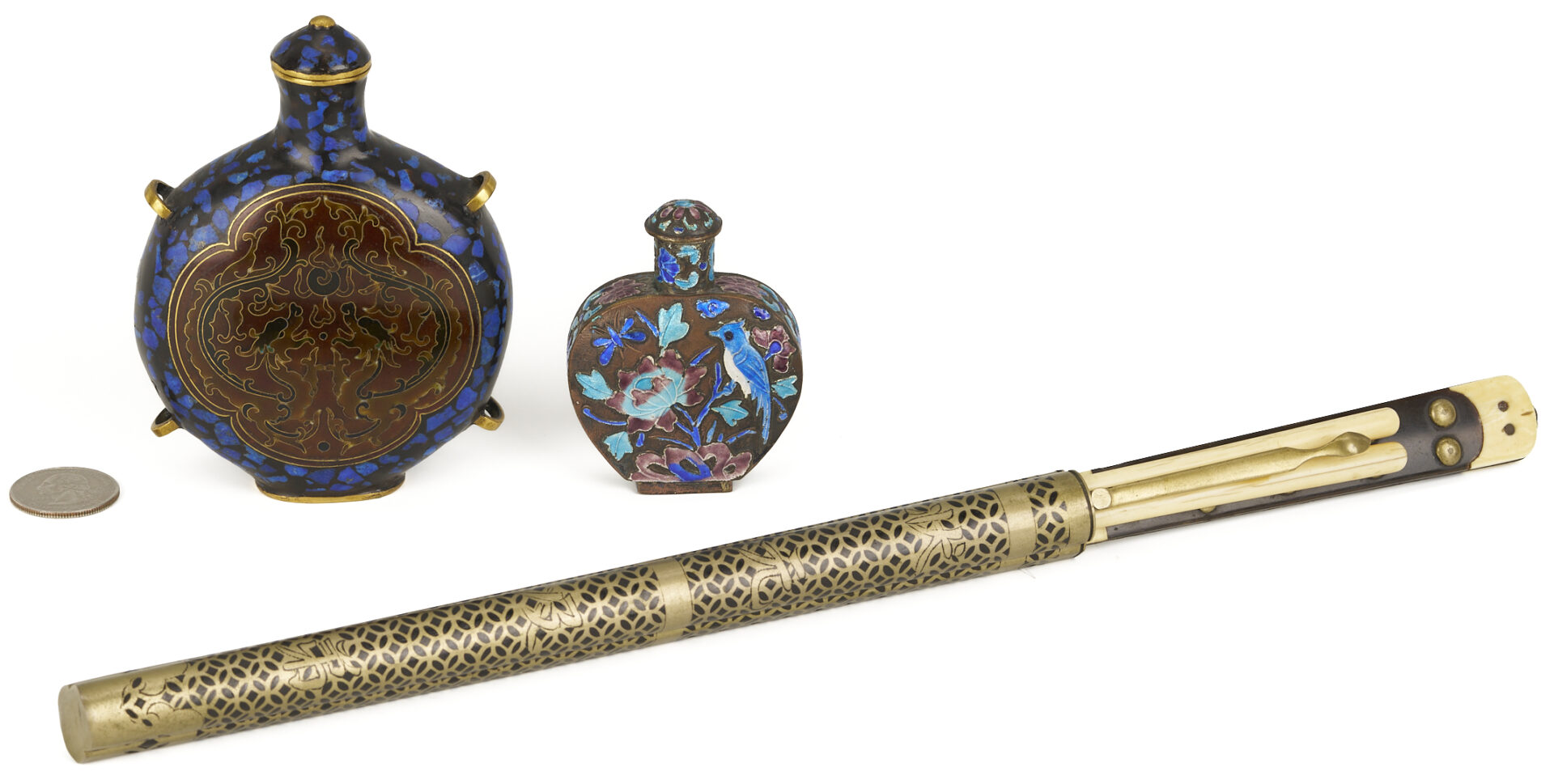 Lot 6: 4 Chinese Snuff Bottles, incl. Cinnabar & Silver and Chinese Trousse