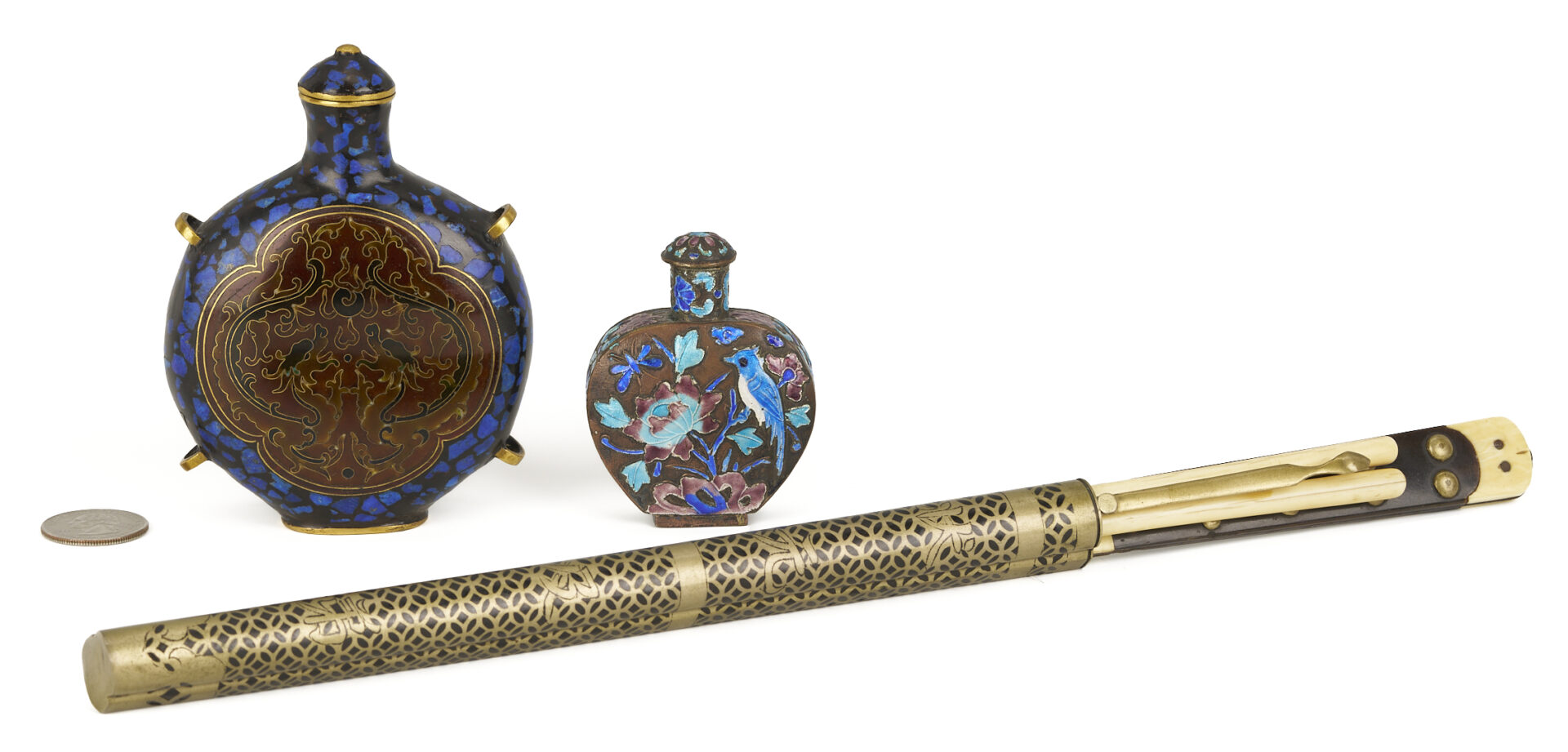 Lot 6: 4 Chinese Snuff Bottles, incl. Cinnabar & Silver and Chinese Trousse