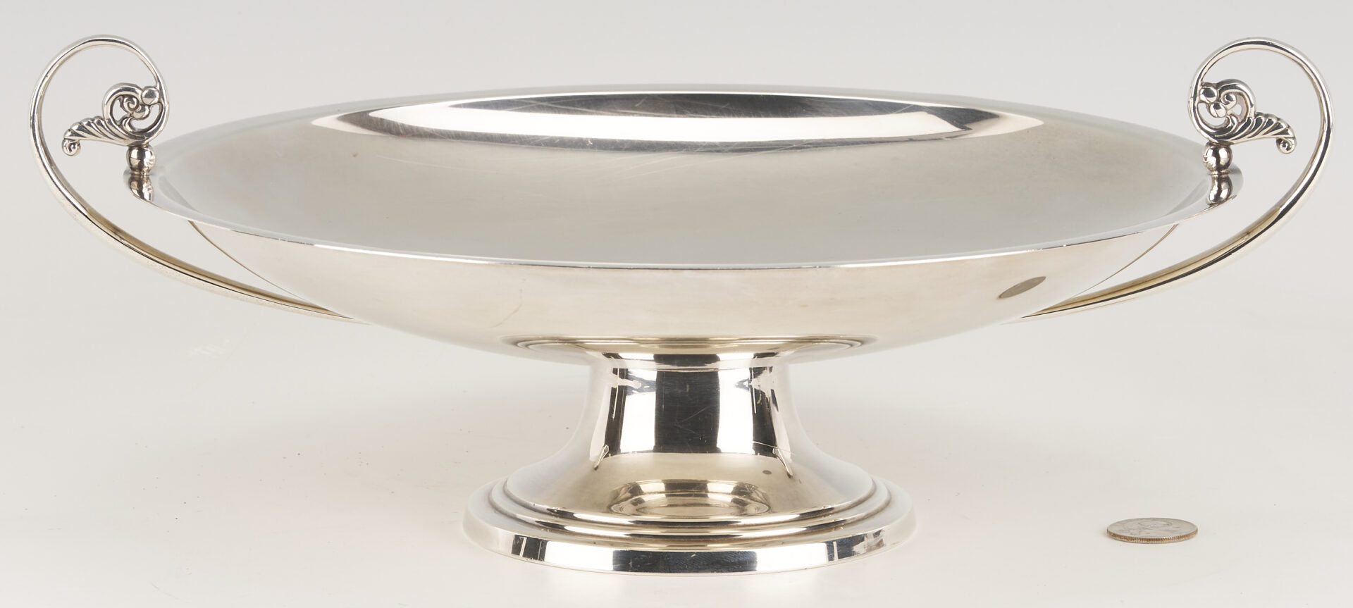 Lot 704: Large Frank Whiting Sterling Silver Centerpiece