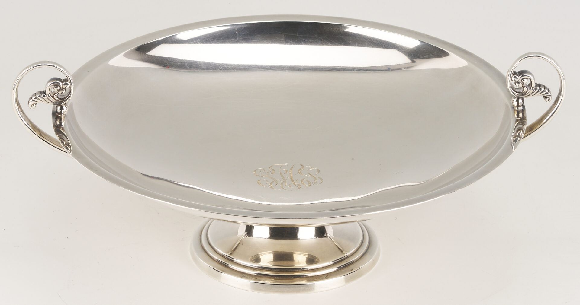 Lot 704: Large Frank Whiting Sterling Silver Centerpiece