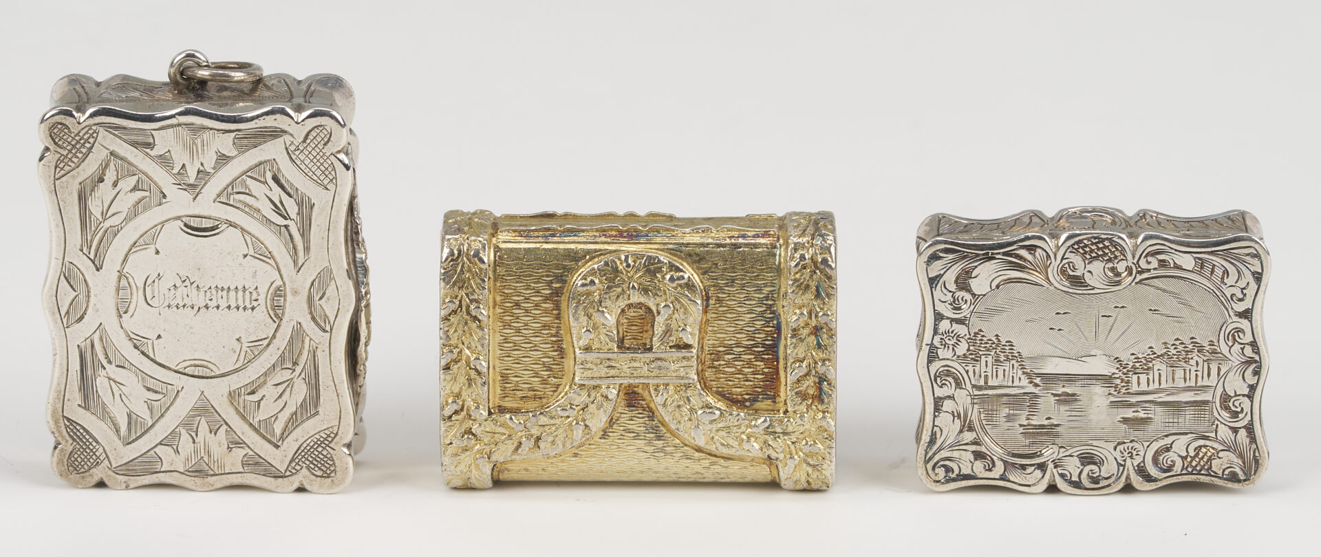 Lot 70: 3  Antique Silver Vinaigrettes incl. Purse Form