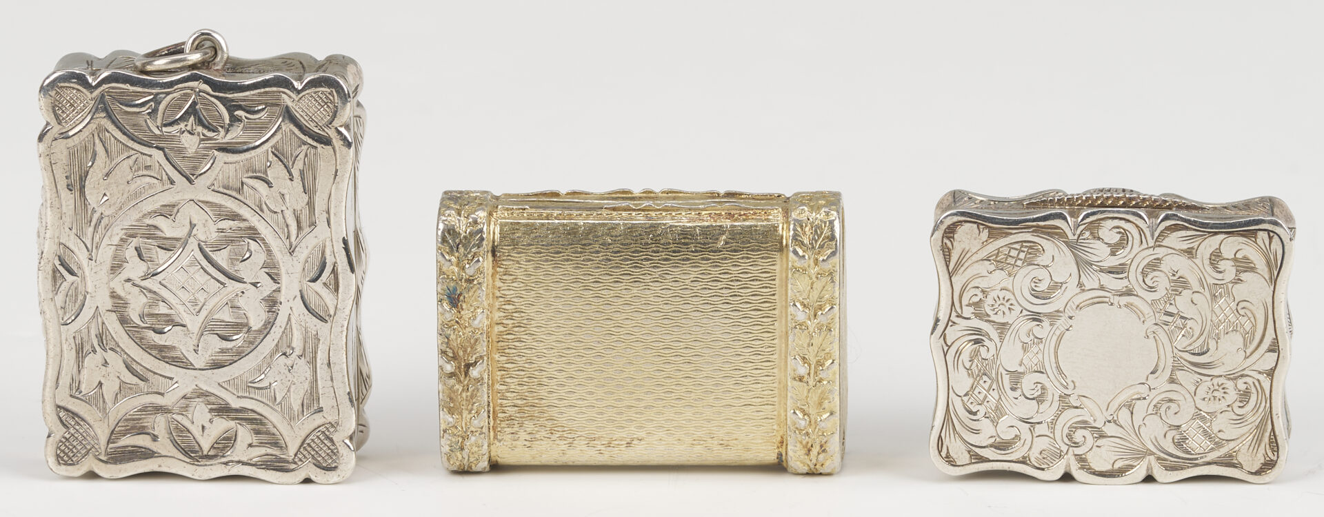 Lot 70: 3  Antique Silver Vinaigrettes incl. Purse Form