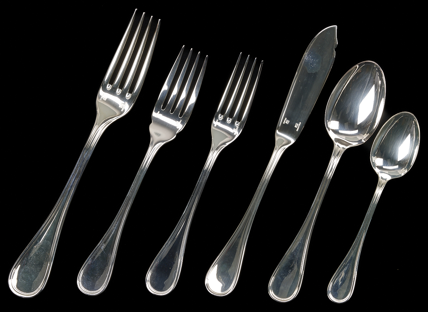 Lot 713: 118 Pcs. Christofle Silverplated Flatware, Service for 12