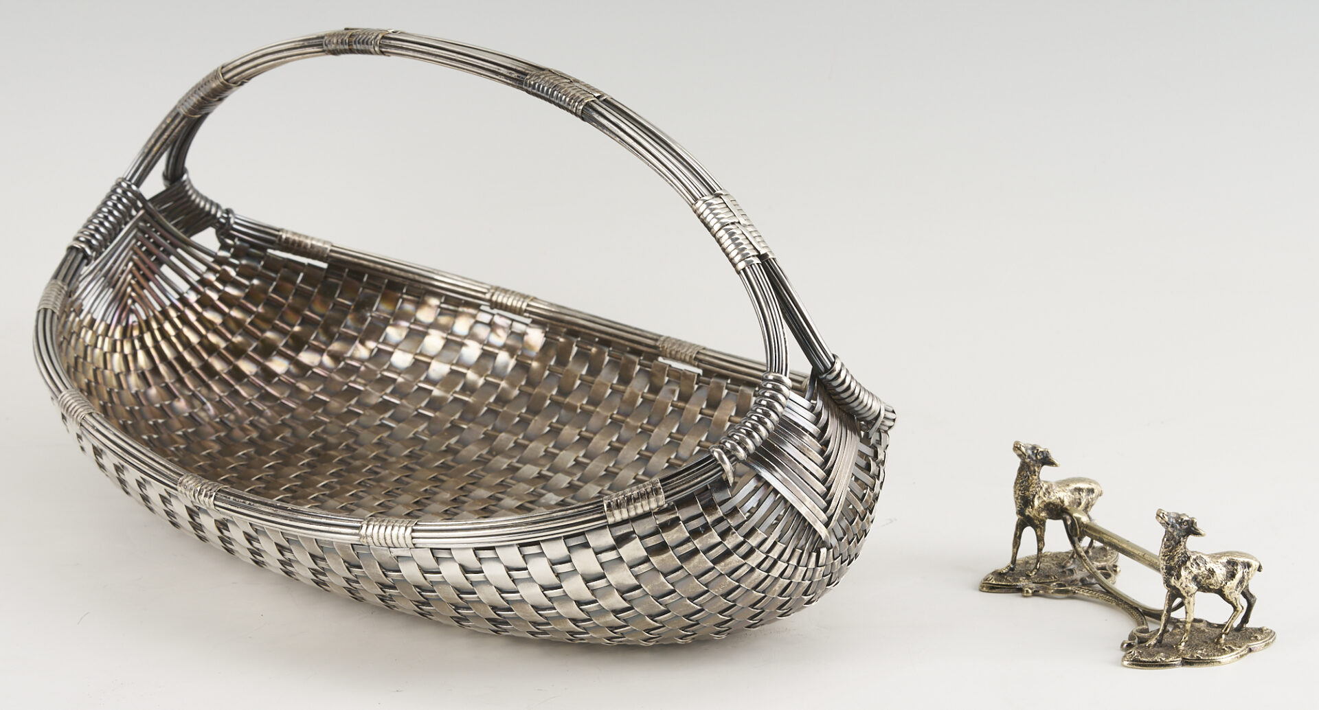 Lot 714: 4 pcs Silverplate: Plateau, Basket, Knife Rest, Tall Vase