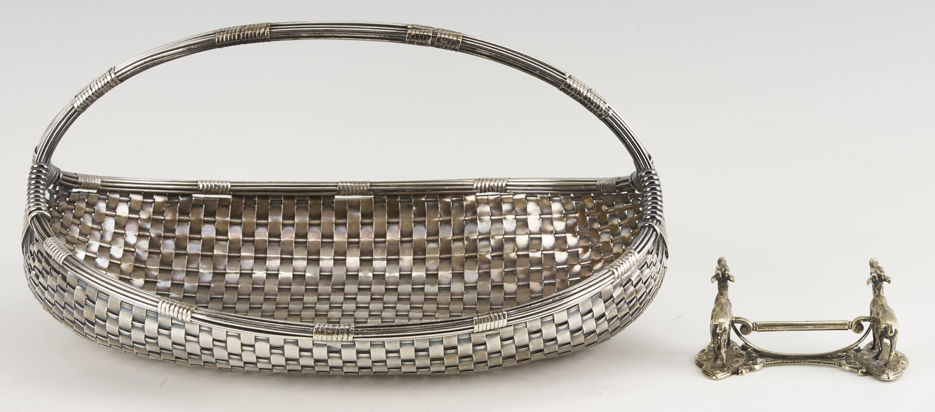 Lot 714: 4 pcs Silverplate: Plateau, Basket, Knife Rest, Tall Vase