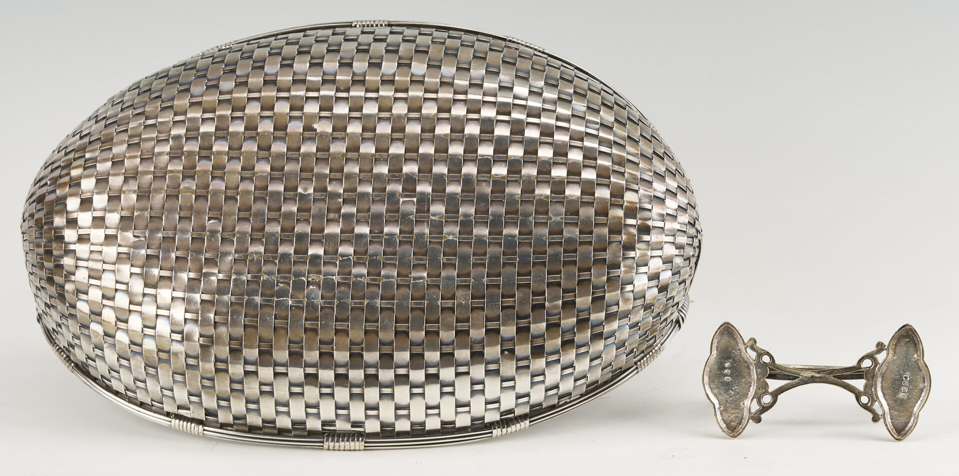 Lot 714: 4 pcs Silverplate: Plateau, Basket, Knife Rest, Tall Vase