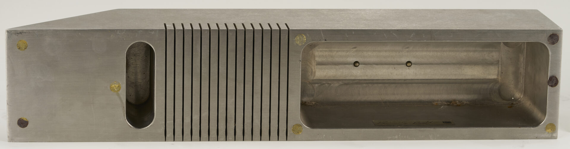 Lot 721: Verina Baxter TN Modernist Abstract Sculpture