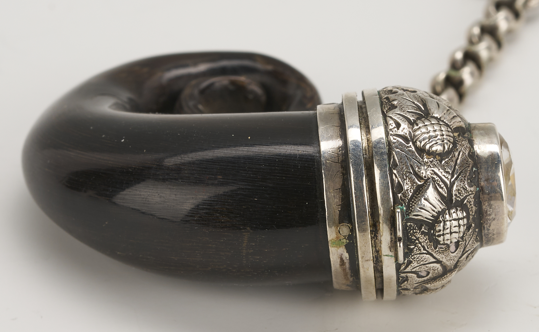 Lot 73: 2 Rare Antique Vinaigrettes: Horn & Porte Crayon