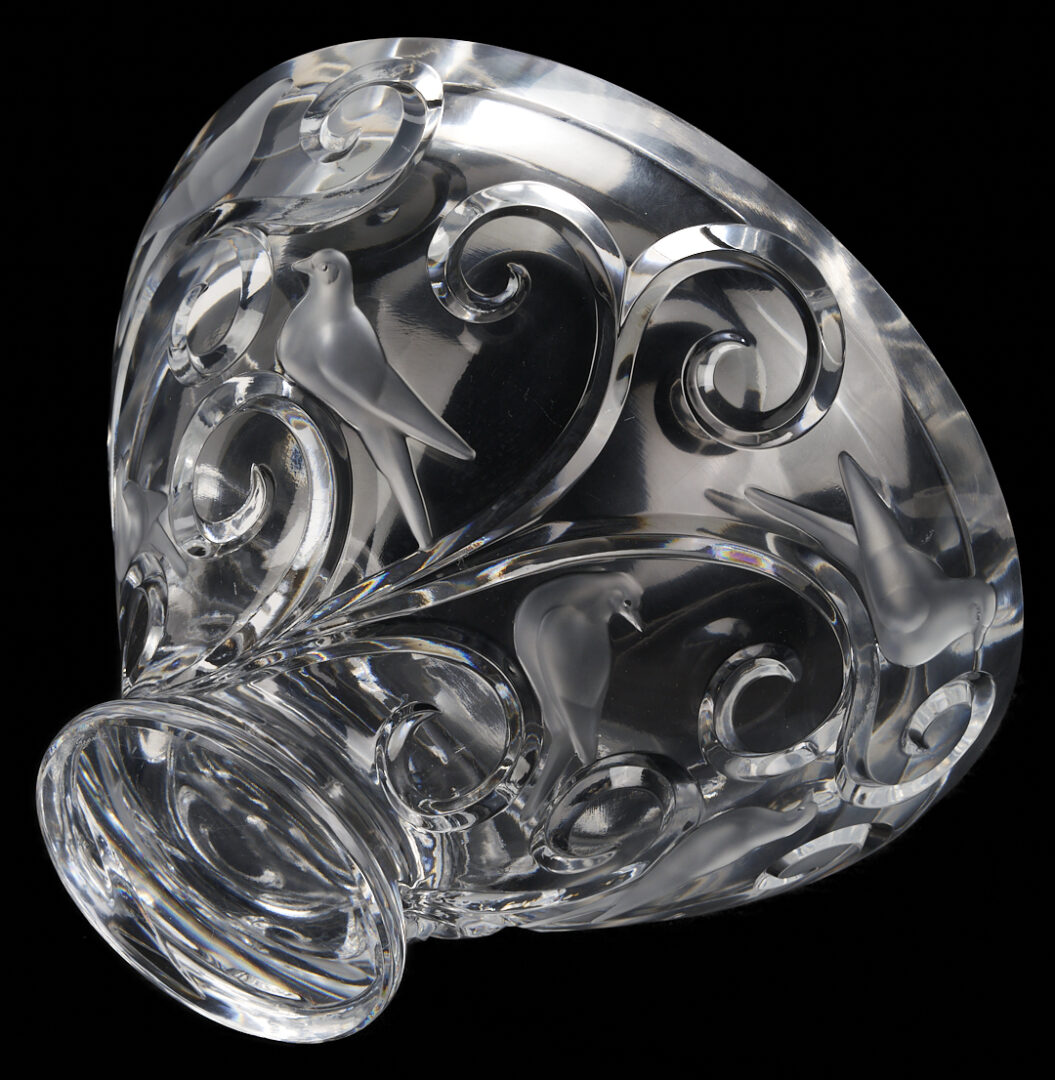 Lot 763: Lalique Crystal Verone Centerpiece Bowl