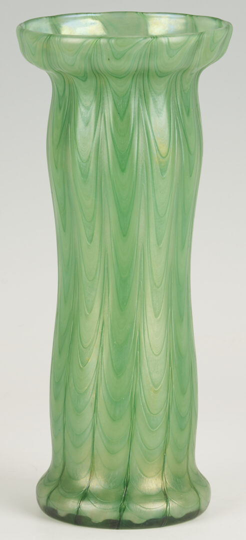 Lot 766: 4 Iridescent Art Glass Vases incl. Loetz Rusticana
