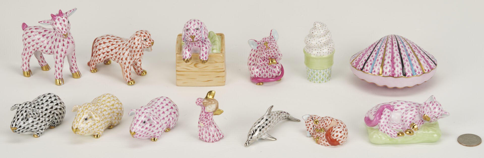 Lot 772: 13 Herend Fishscale Figures incl. Cavalier Spaniel, Shell