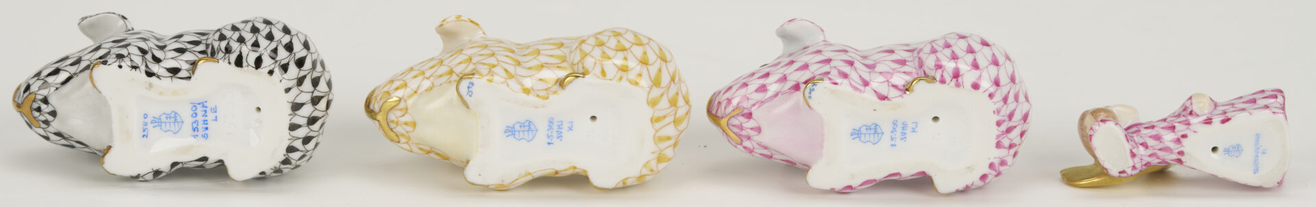 Lot 772: 13 Herend Fishscale Figures incl. Cavalier Spaniel, Shell