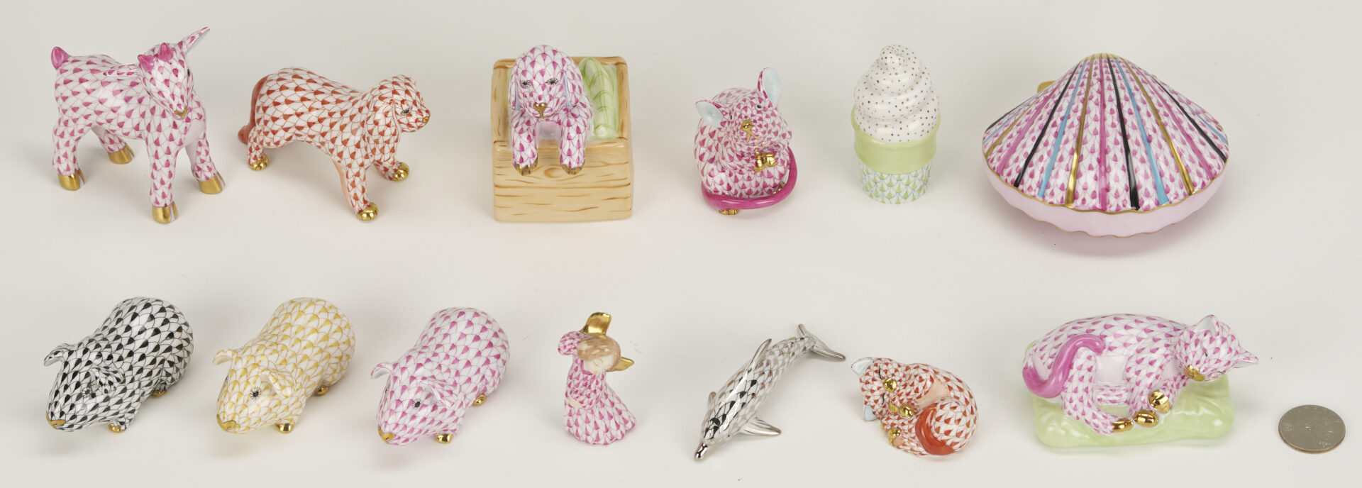 Lot 772: 13 Herend Fishscale Figures incl. Cavalier Spaniel, Shell