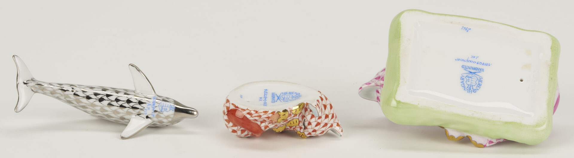 Lot 772: 13 Herend Fishscale Figures incl. Cavalier Spaniel, Shell