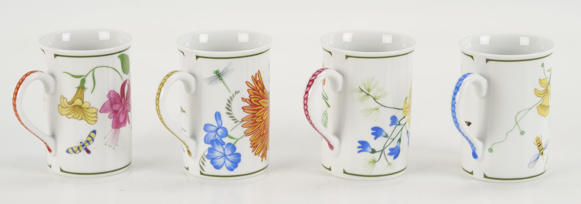 Lot 778: 12 Lynn Chase Assorted Porcelain Items