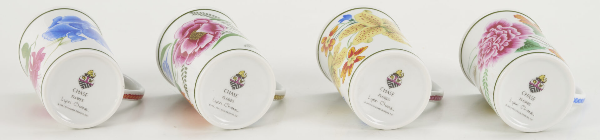 Lot 778: 12 Lynn Chase Assorted Porcelain Items