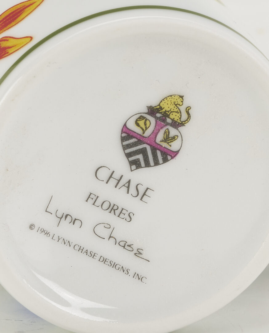 Lot 778: 12 Lynn Chase Assorted Porcelain Items