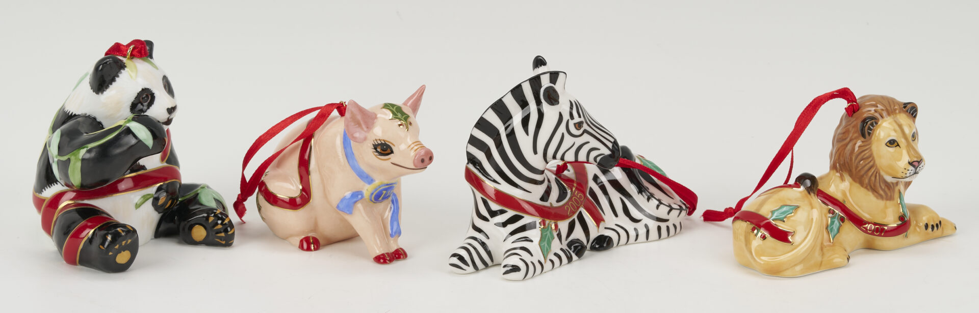 Lot 779: 20 pc. Lynn Chase Christmas Ornaments & Decorative Items