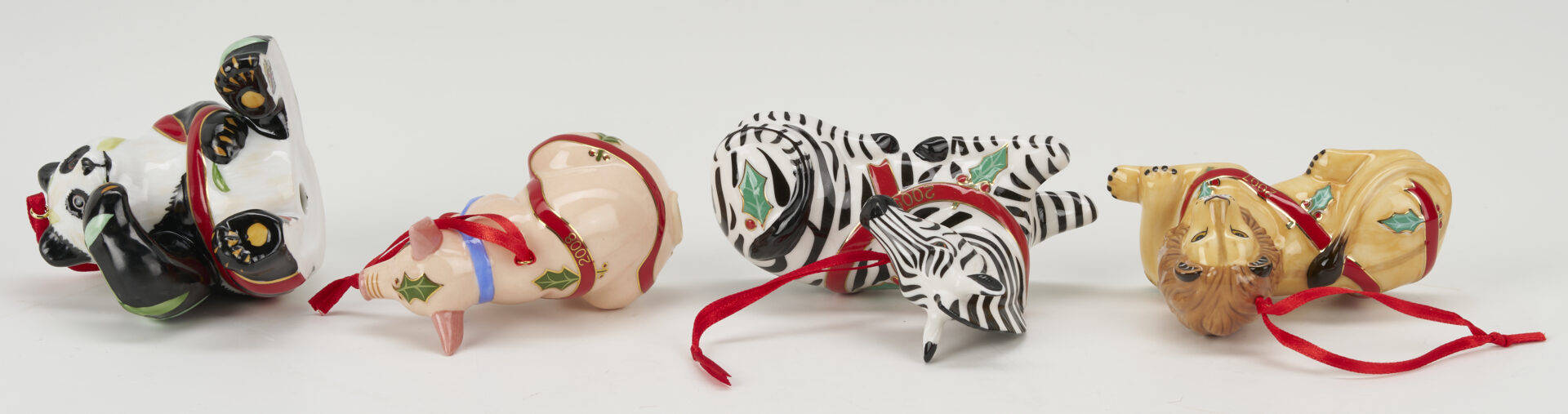 Lot 779: 20 pc. Lynn Chase Christmas Ornaments & Decorative Items
