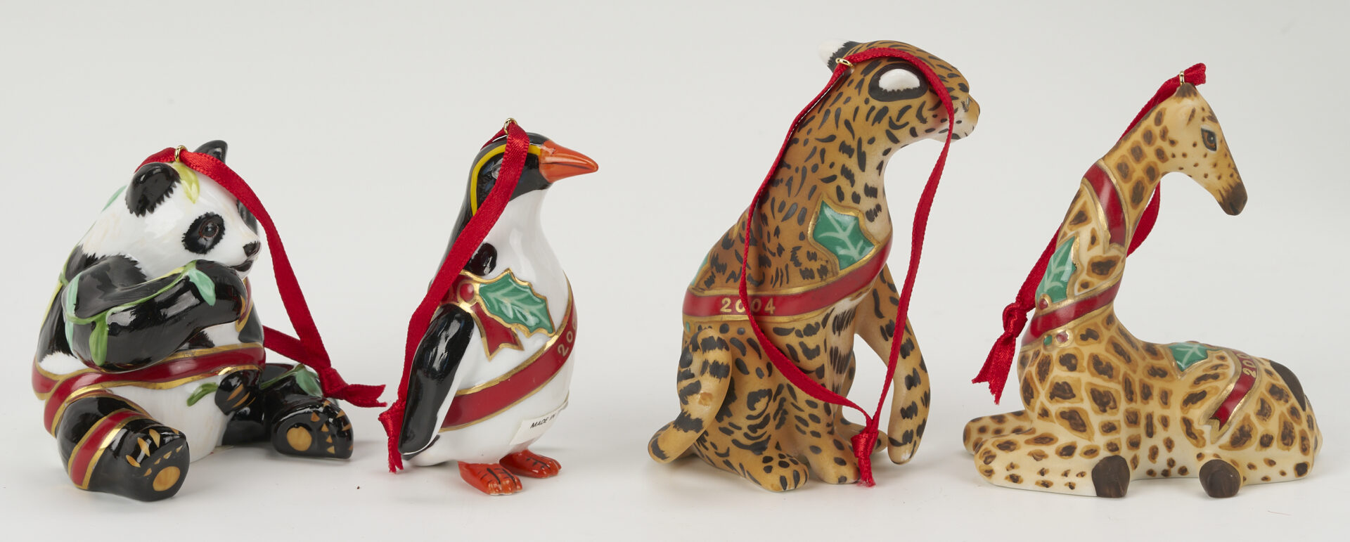 Lot 779: 20 pc. Lynn Chase Christmas Ornaments & Decorative Items