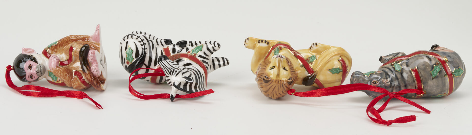 Lot 779: 20 pc. Lynn Chase Christmas Ornaments & Decorative Items