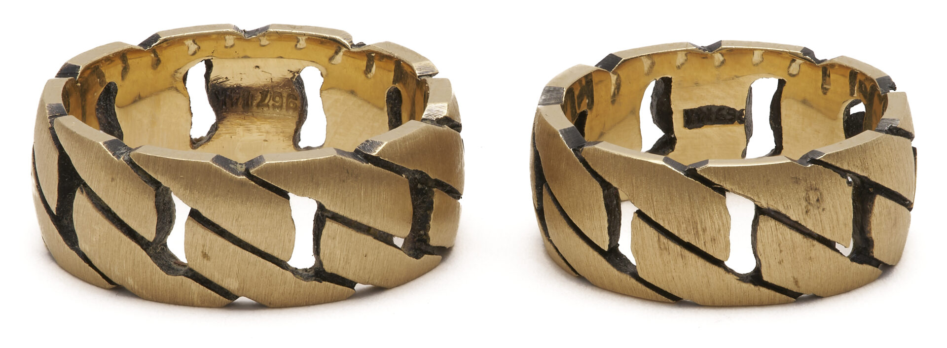 Lot 785: Two 14K Curb Link Style Wedding Bands