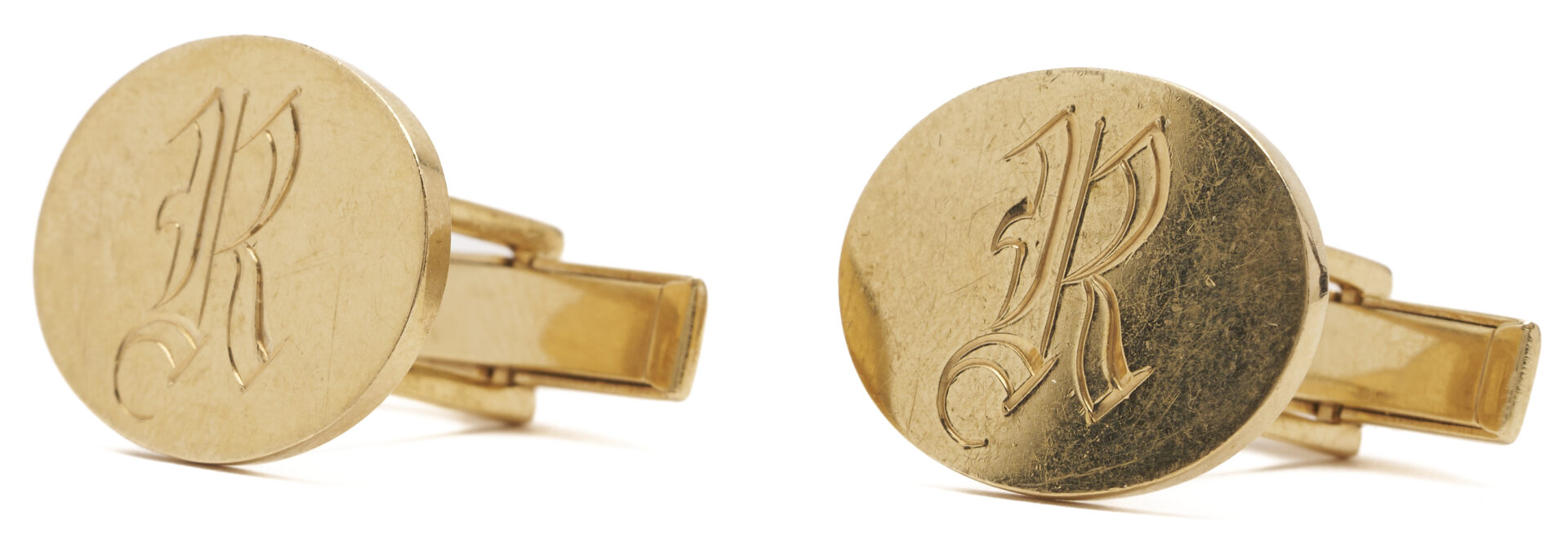 Lot 786: Pr. 14K Gold Cuff Links, Monogram R