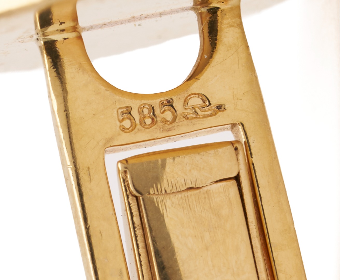 Lot 786: Pr. 14K Gold Cuff Links, Monogram R