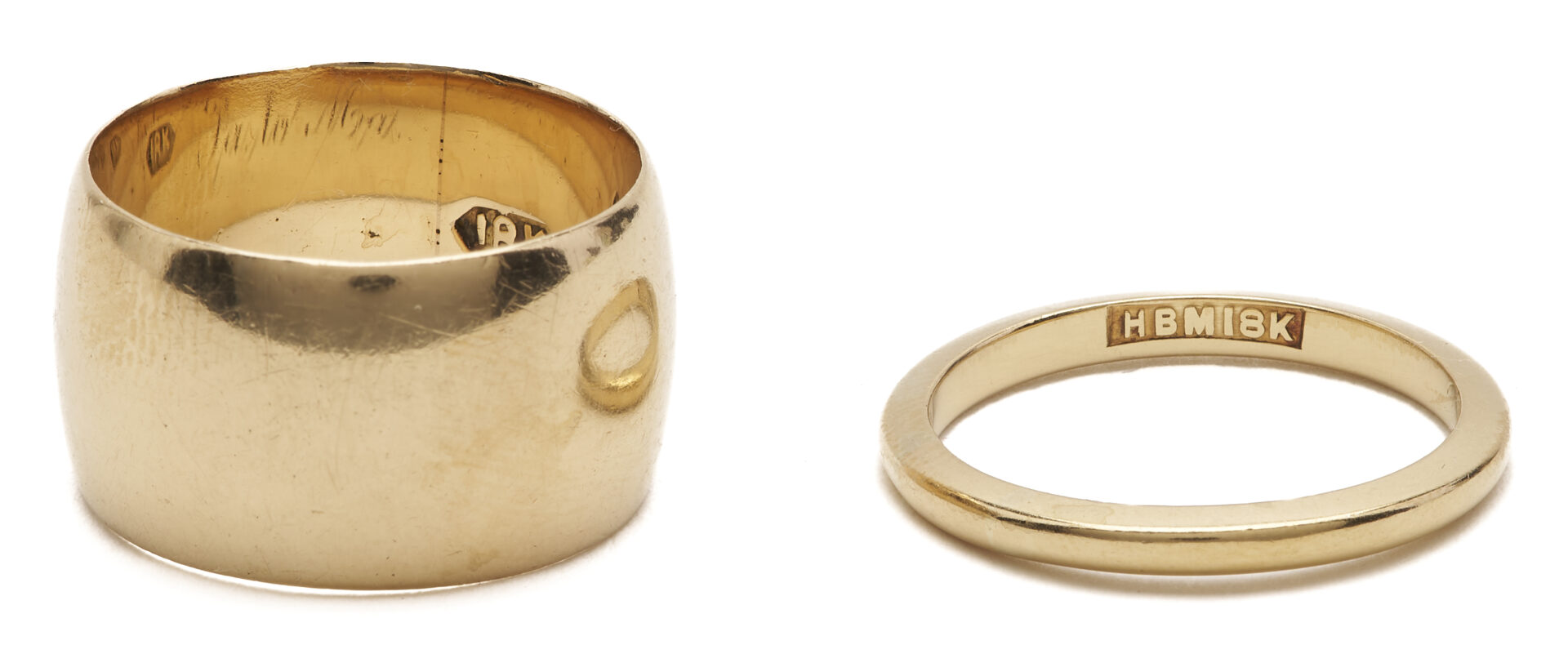 Lot 788: 2 Yellow Gold Wedding Bands