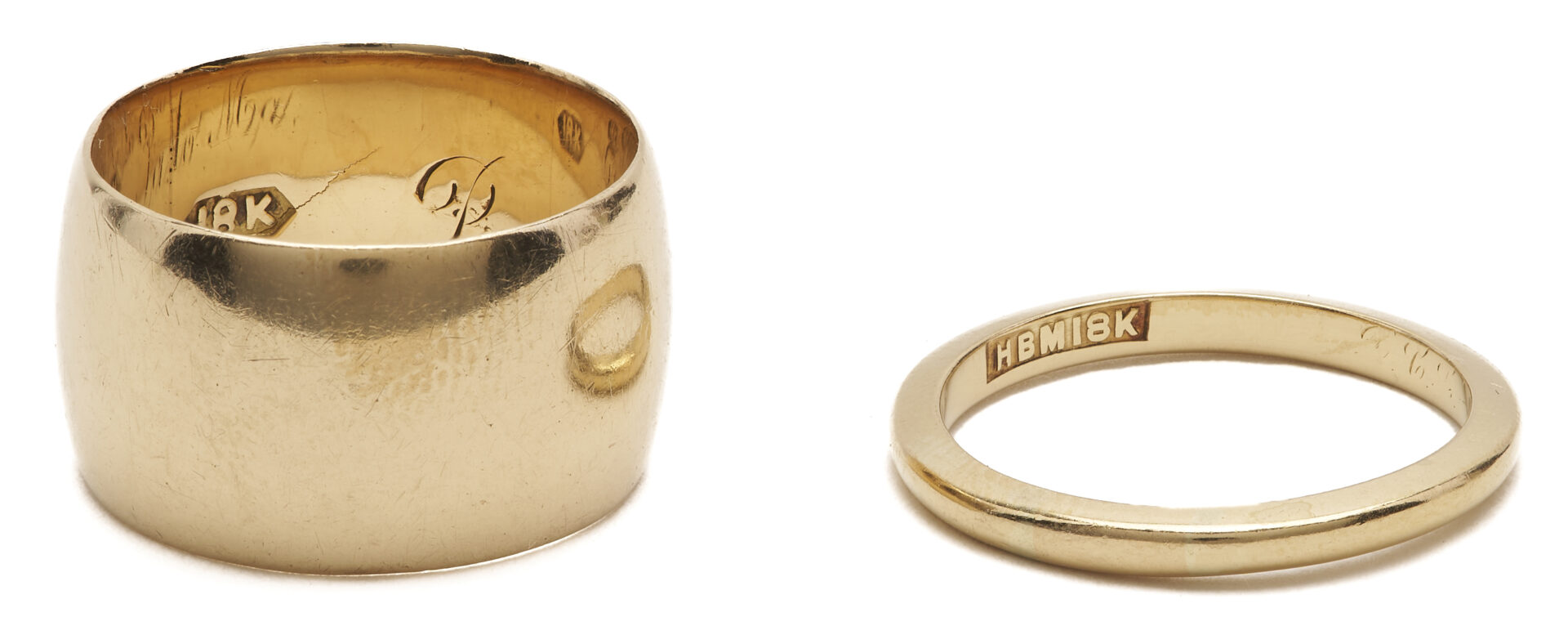 Lot 788: 2 Yellow Gold Wedding Bands
