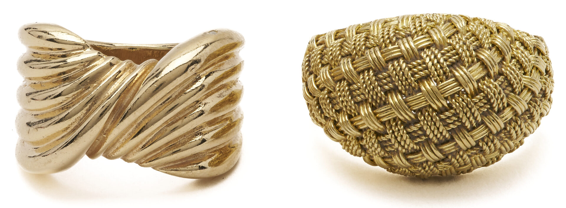 Lot 794: 2 Ladies Yellow Gold Rings