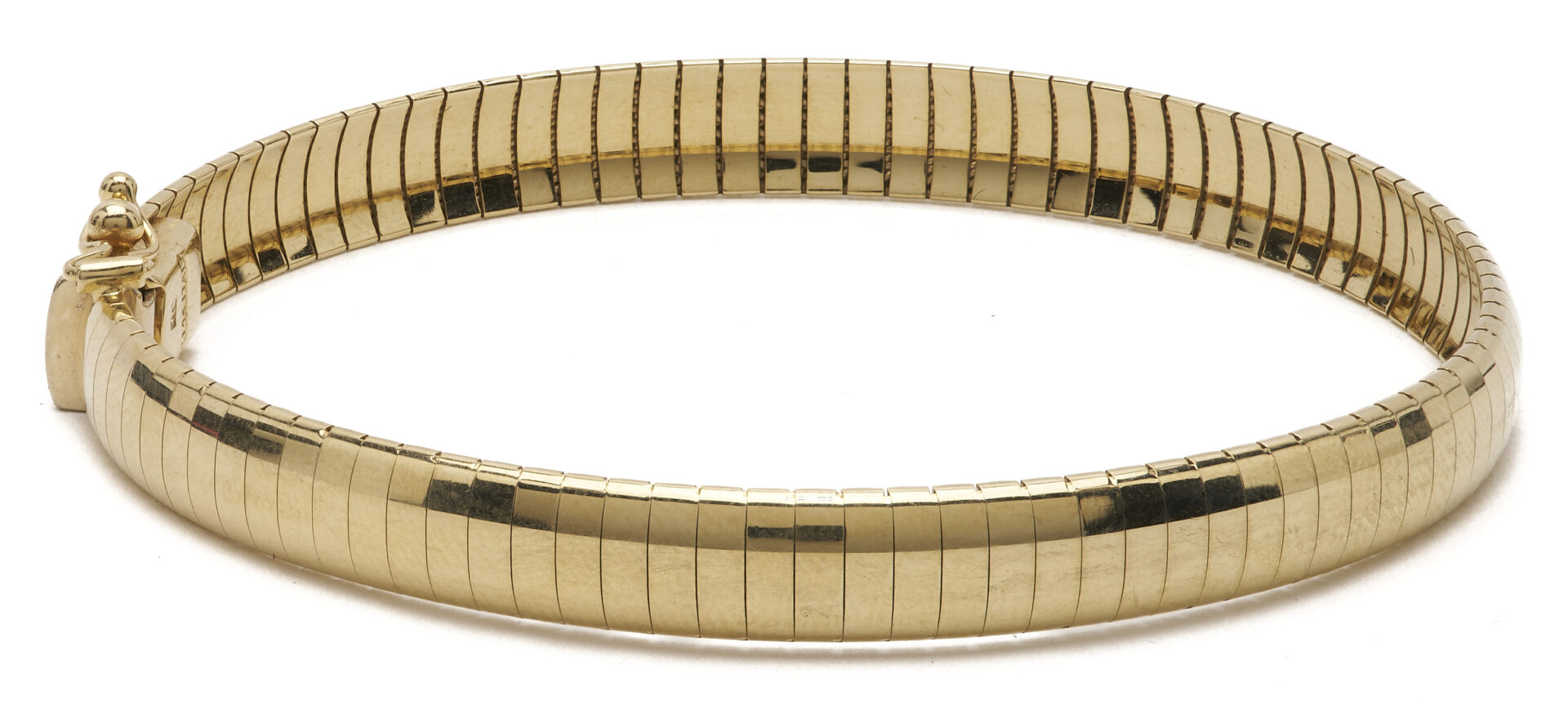 Lot 809: 14K Yellow Gold Italian Herringbone Bracelet