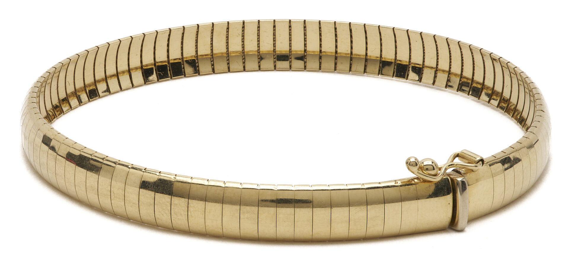 Lot 809: 14K Yellow Gold Italian Herringbone Bracelet